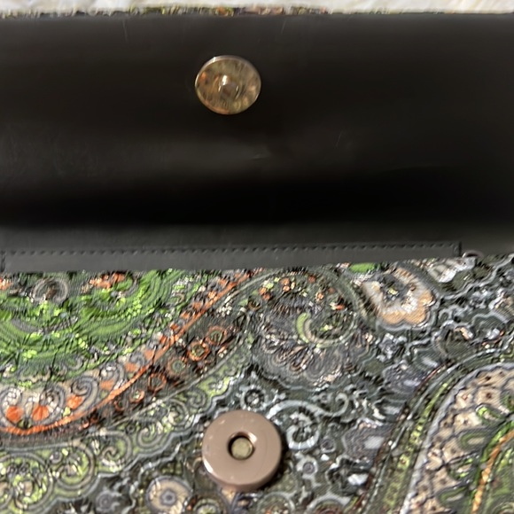 Small Purse - Picture 5 of 5